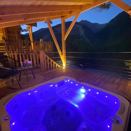 Chalet L'Empreinte Saint-Étienne-de-Tinée Exteriör bild