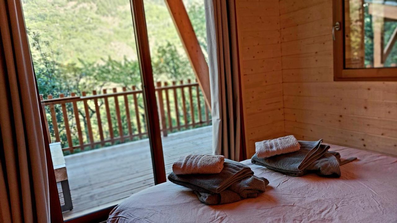 Chalet L'Empreinte Saint-Étienne-de-Tinée Exteriör bild