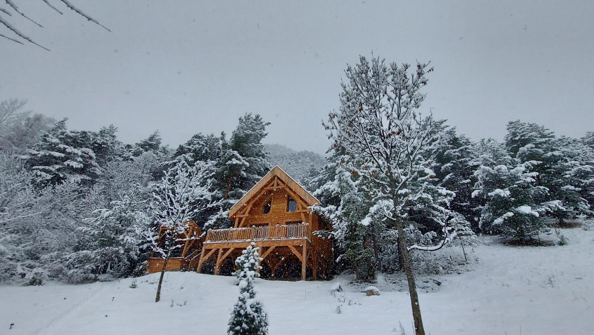 Chalet L'Empreinte Saint-Étienne-de-Tinée Exteriör bild